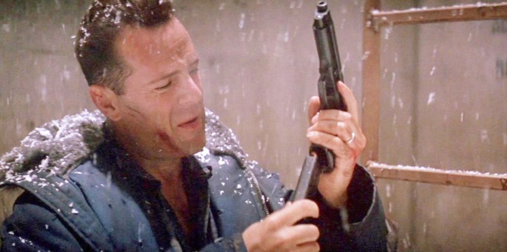 Die Hard 2: Director Renny Harlin On Shooting His Snowy Sequel