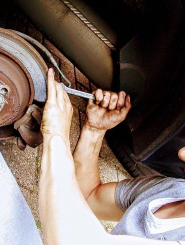 Why Small Car Issues Turn Into Expensive Repairs Faster Than You Think