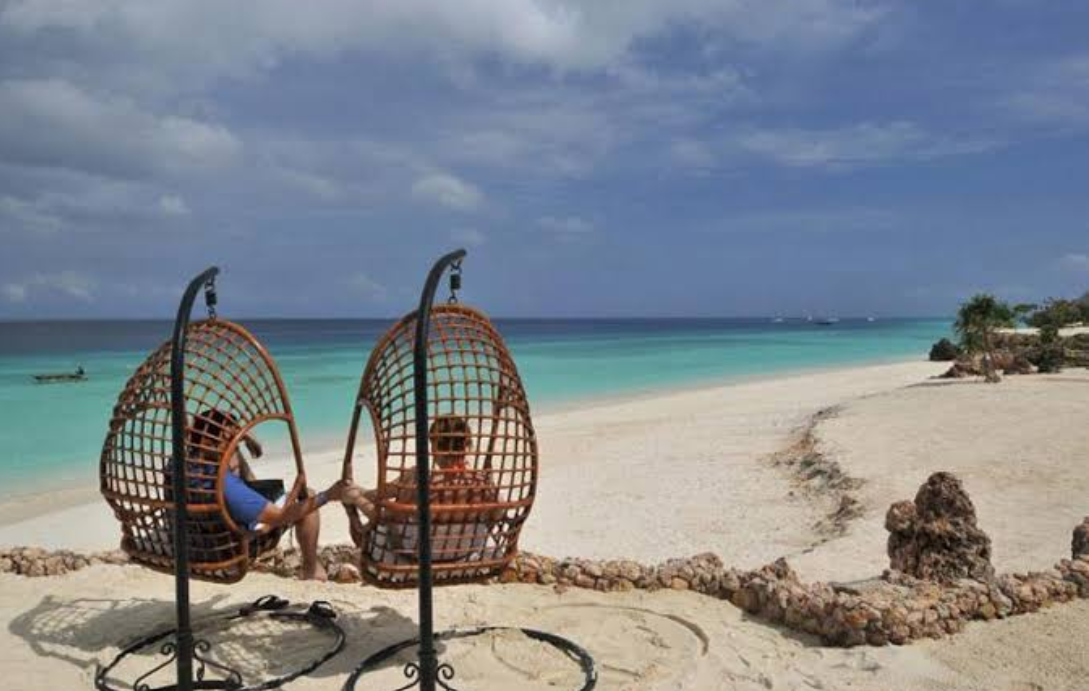 Wild Sands, Big Safari Dreams, and Ocean Love: Tanzania Safari Holidays with Zanzibar Resorts and Zanzibar Honeymoon Escape