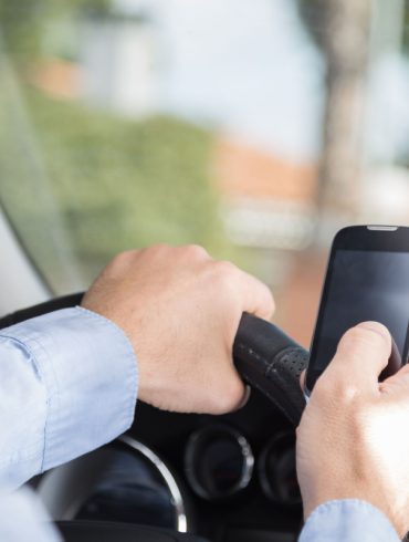 How Distracted Driving Leads to Legal Consequences on the Road