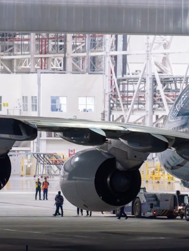 RPM Control Basics: What Pilots Feel And What Mechanics Check