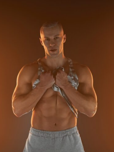 The Science Behind Hollywood Body Transformations: How Actors Prepare for Action Roles