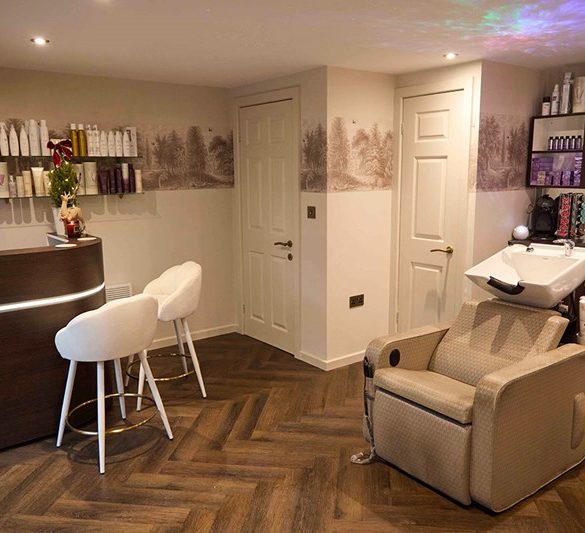 Why Garden Room Salons Are Becoming the Future of Home-Based Beauty Businesses