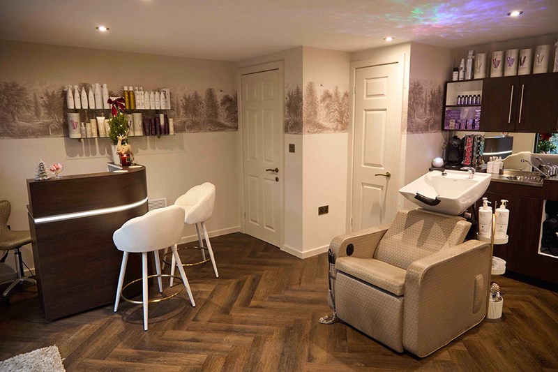 Why Garden Room Salons Are Becoming the Future of Home-Based Beauty Businesses