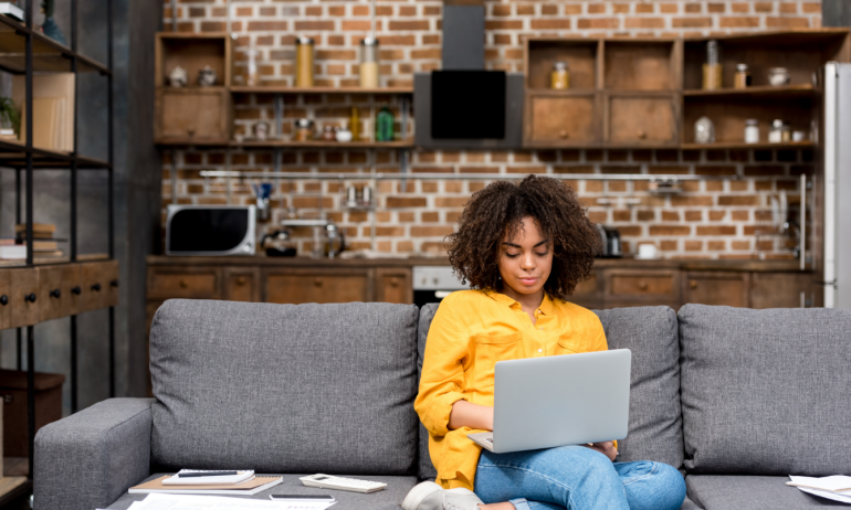 Why Your Next Big Event Should Live Both Online and In the Room