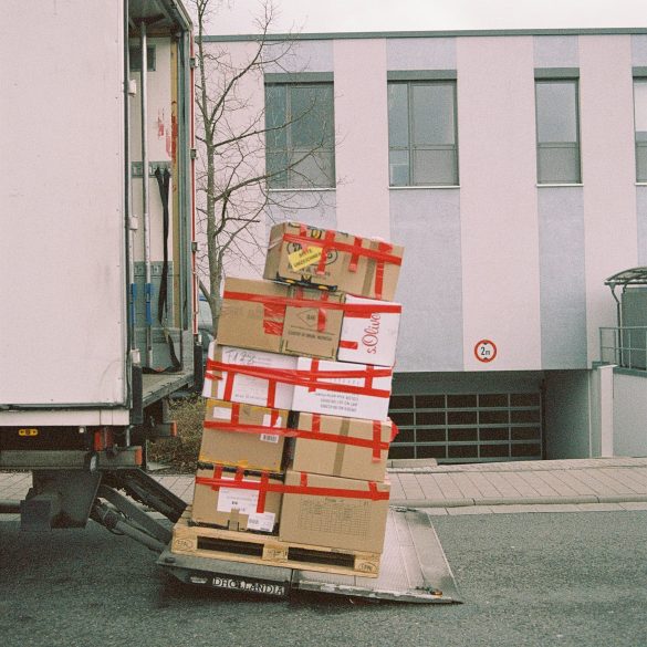 Premium New York to California Movers: Week-by-Week Planning Checklist