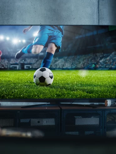 Best Ways to Watch Movies, Sports, and Live TV Online in the UK
