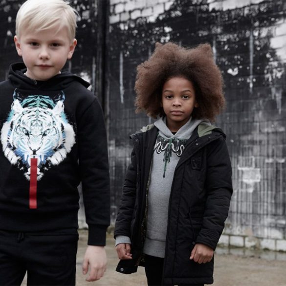 Abbigliamento Marcelo Burlon 2026 Guida Completa allo Streetwear di Design