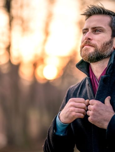 Studio or Outdoors How to Choose the Right Setting for Your Portraits