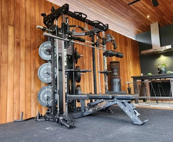 How Pin Loaded Machines Strengthen Modern Commercial Fitness Equipment Setups