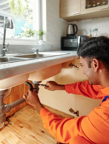Planning the Plumbing Before a Bathroom or Kitchen Renovation